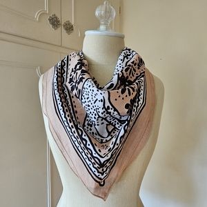 Bandits Bandana Forever Blooming Animal Print